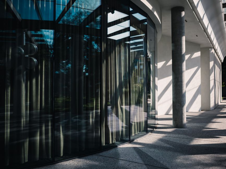 Commercial Window Tinting Near Me: Find Local Installers