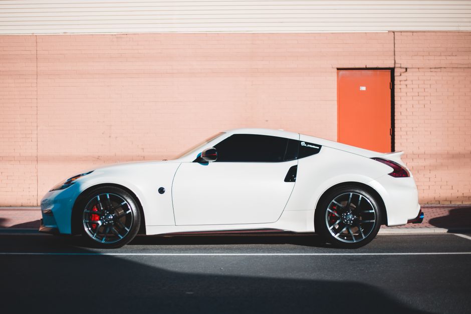 How to Maintain Window Tinting on Cars: Complete Guide